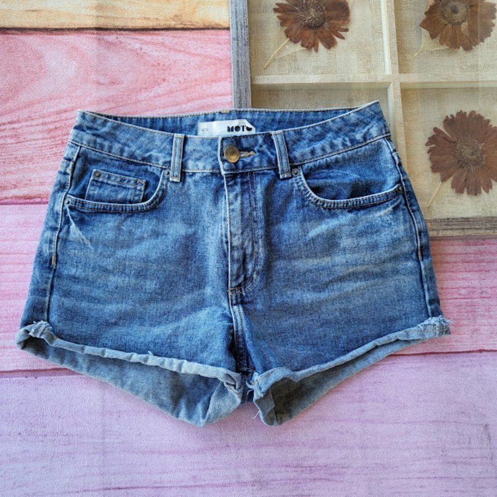 Topshop Moto Light Wash Denim High Waist Casual Roll Hem Jean Shorts Size 28